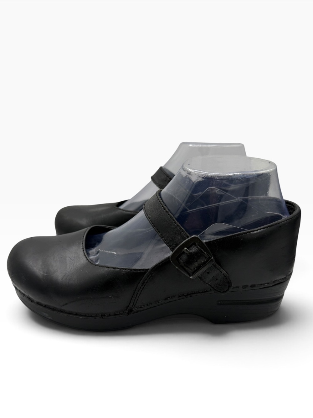 Dansko Black Leather Mary Jane Clogs with Buckle Strap - Size 39 - Picture 4 of 9